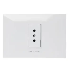 Enchufe blanco simple